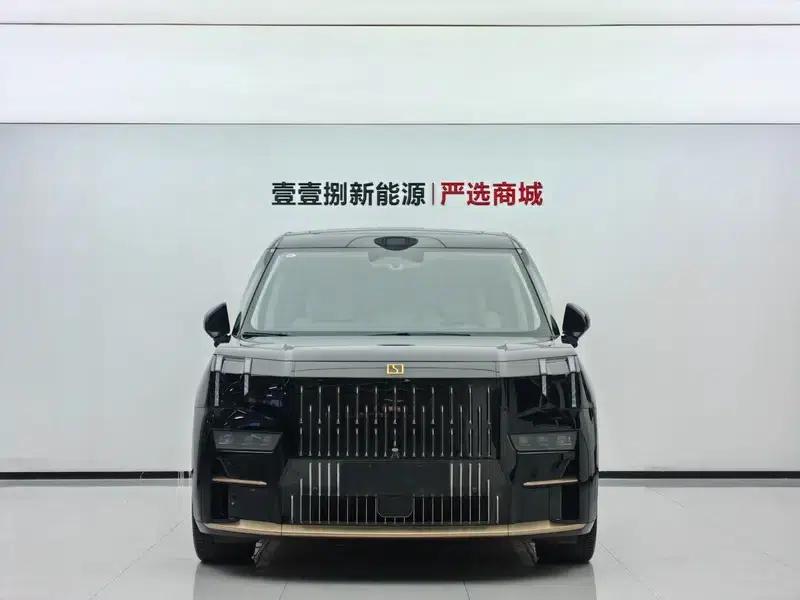 ZEEKR 009 2024 Glorious Edition 4WD 108kWh — миниатюра 2