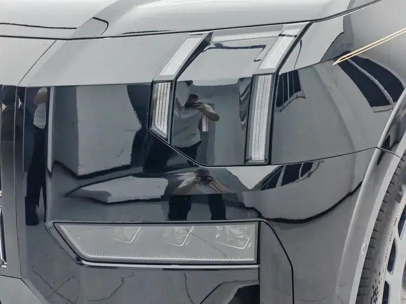 ZEEKR 009 2024 Glorious Edition 4WD 108kWh — миниатюра 5