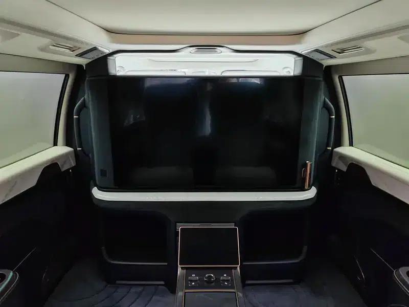 ZEEKR 009 2024 Glorious Edition 4WD 108kWh — миниатюра 9