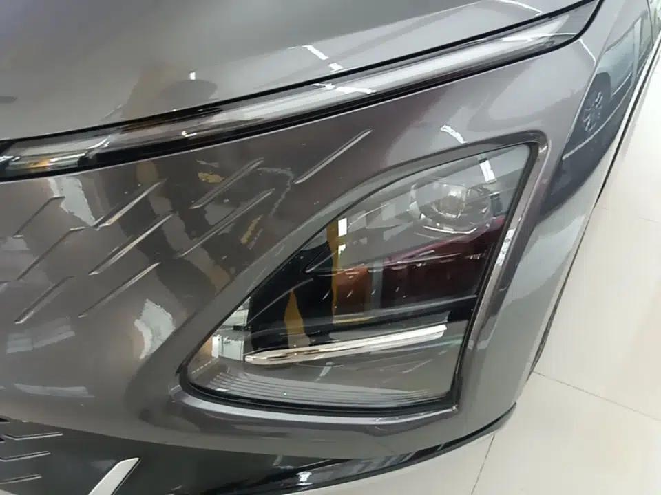 Wuling Xingguang 2024 Co-creation Edition 150 Standard Model — миниатюра 8