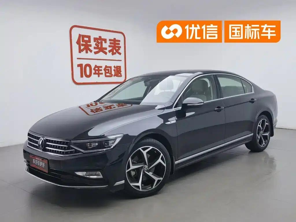 Volkswagen Magotan 2023 2 Millionth Unit Commemorative Edition 330TSI DSG Luxury — миниатюра 1