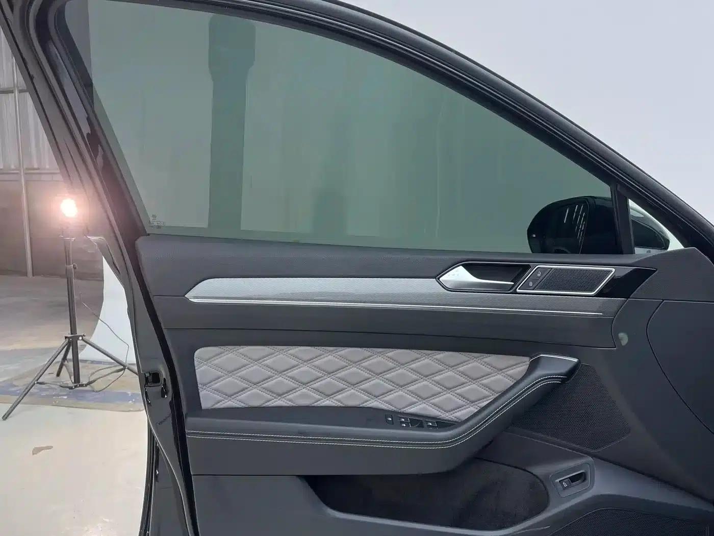 Magotan 2023 2 Millionth Unit Commemorative Edition 280TSI DSG Leading Model — миниатюра 15
