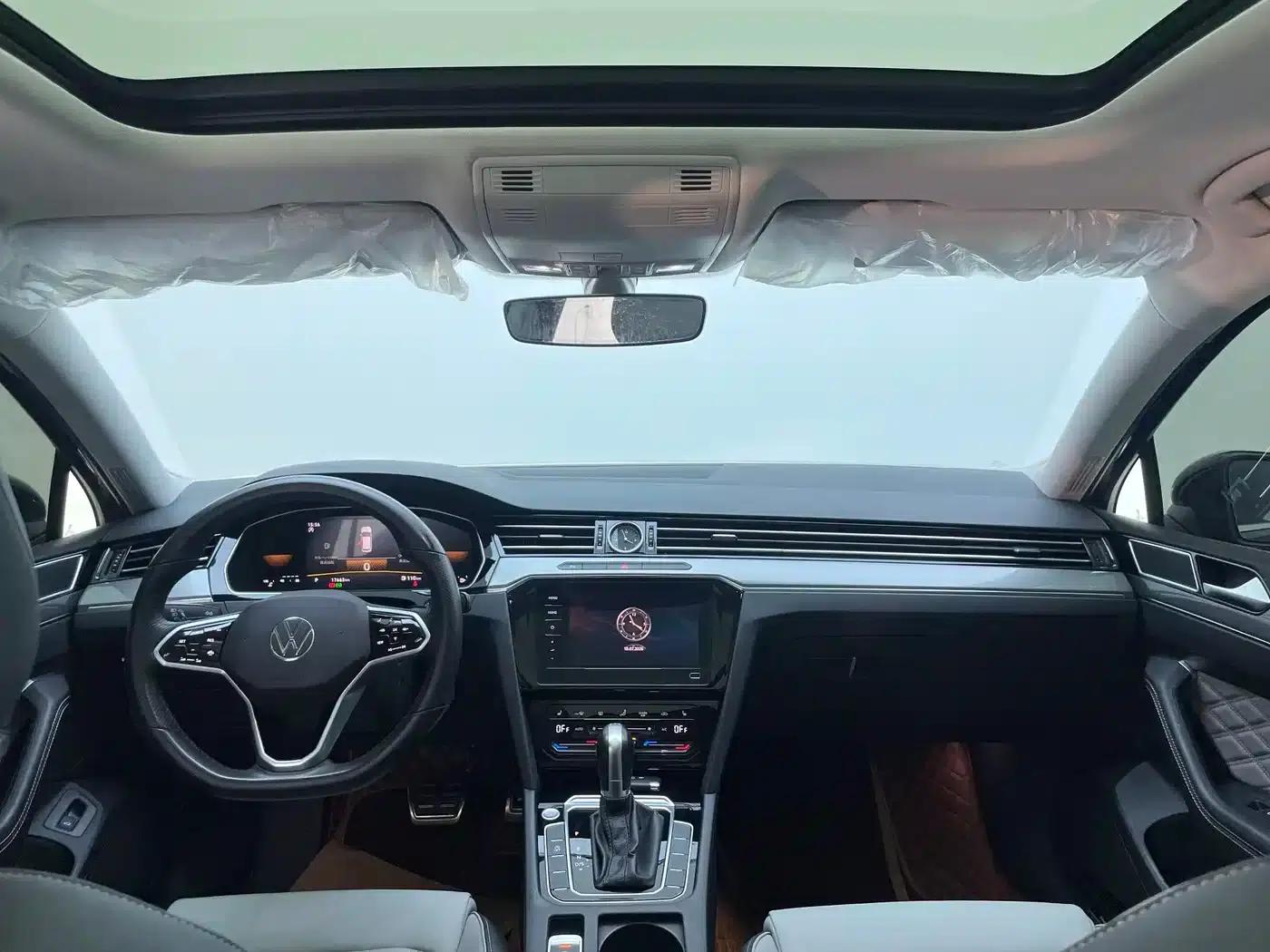 Magotan 2023 2 Millionth Unit Commemorative Edition 280TSI DSG Leading Model — миниатюра 26