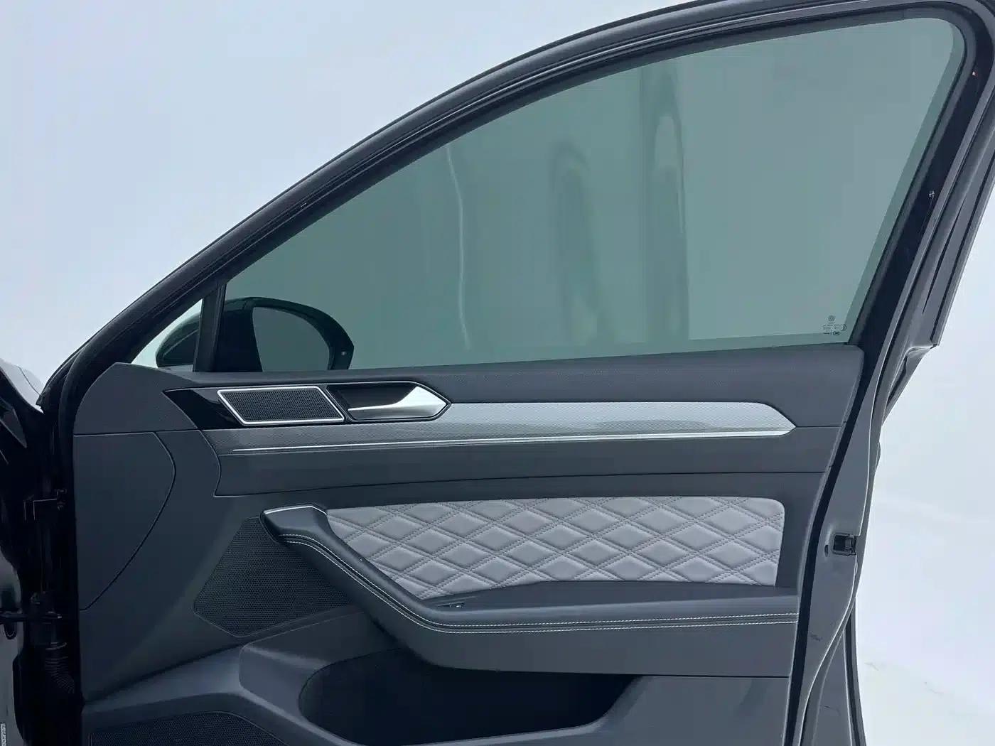 Magotan 2023 2 Millionth Unit Commemorative Edition 280TSI DSG Leading Model — миниатюра 29
