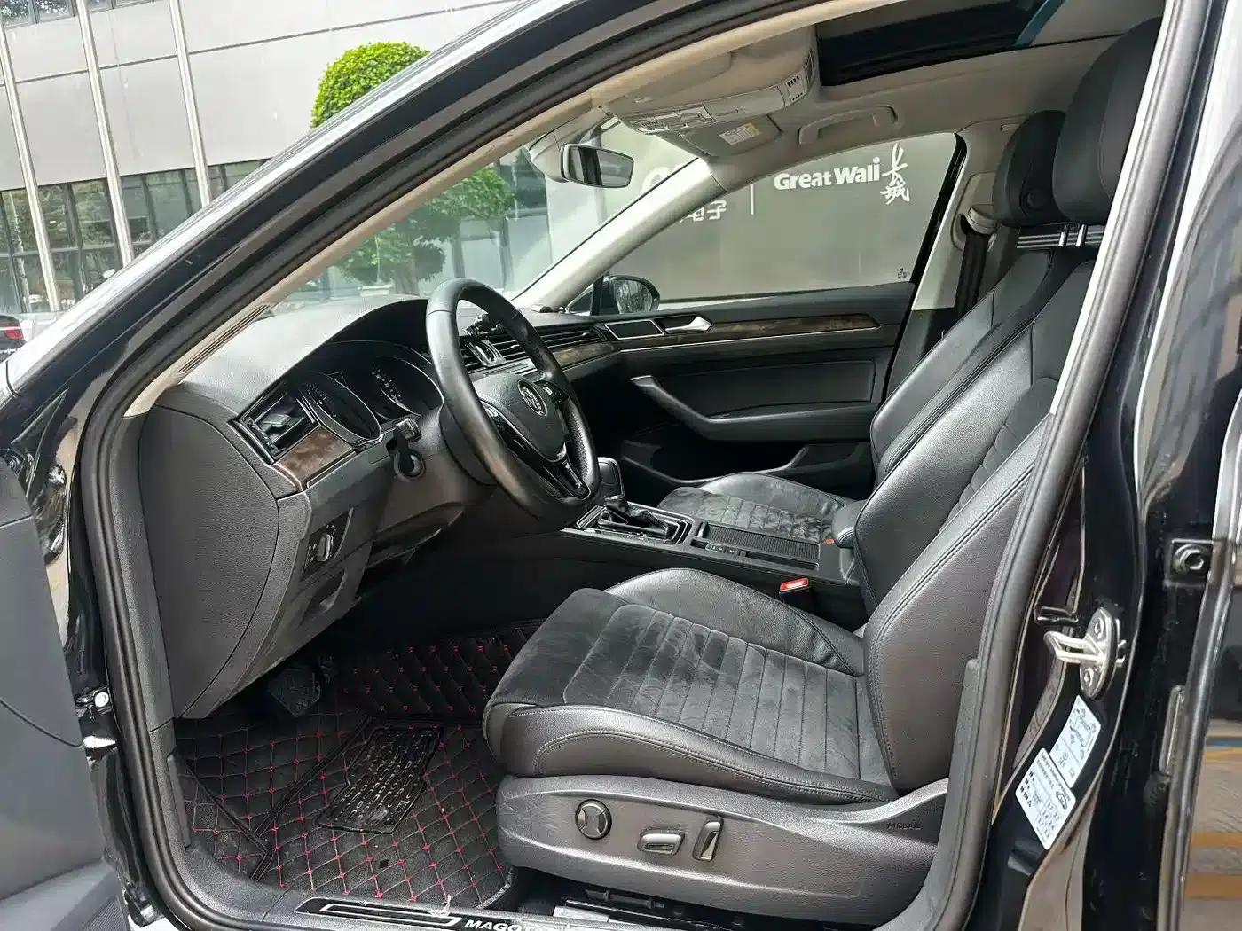 2017 Volkswagen Passat 380TSI DSG Luxury — миниатюра 9