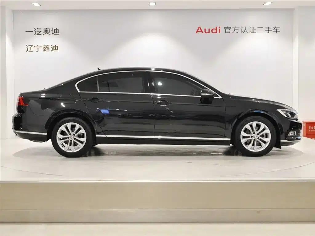 2019 Volkswagen Magotan 330TSI DSG Luxury Edition (China VI Emission Standard) — миниатюра 3
