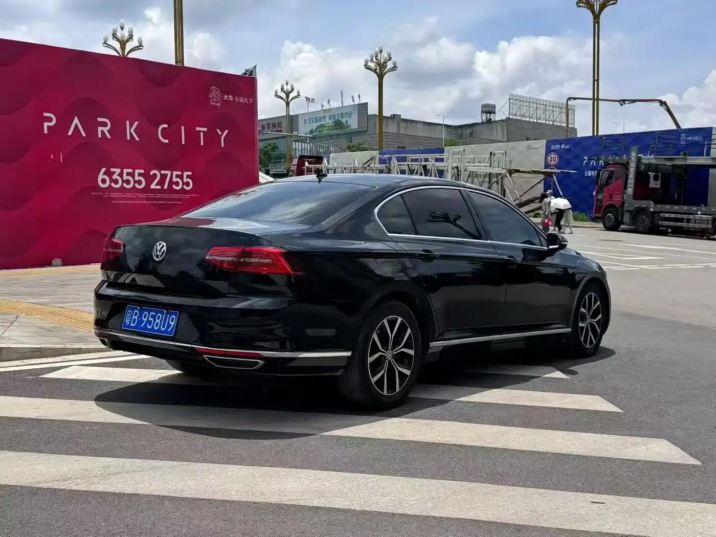 2017 Volkswagen Passat 330TSI DSG Premium — миниатюра 8
