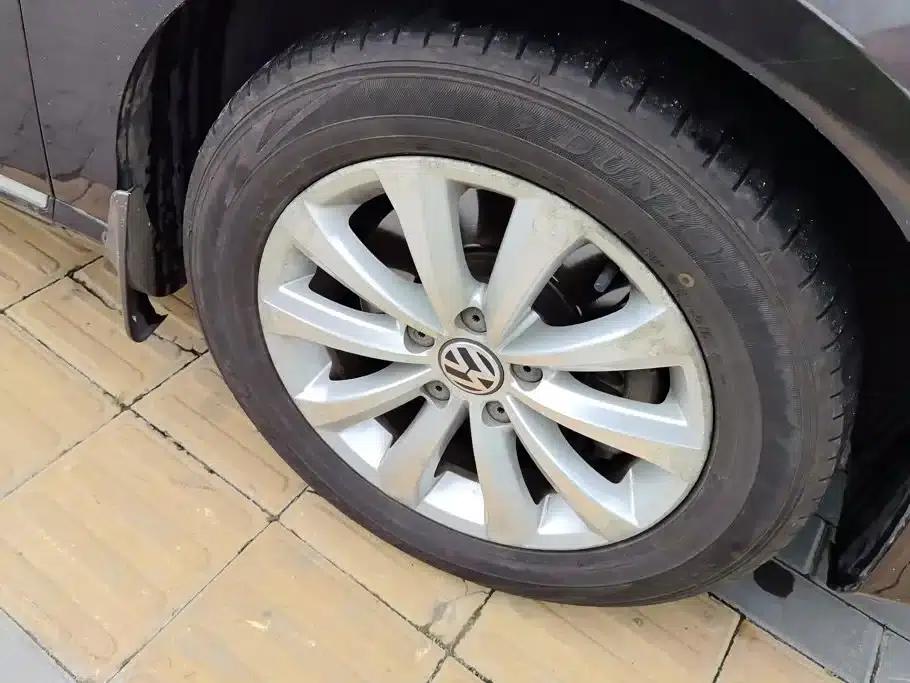 2015 Volkswagen Passat 1.8TSI Luxury — миниатюра 6