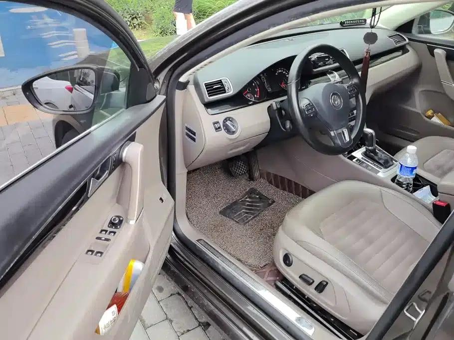 2015 Volkswagen Passat 1.8TSI Luxury — миниатюра 9