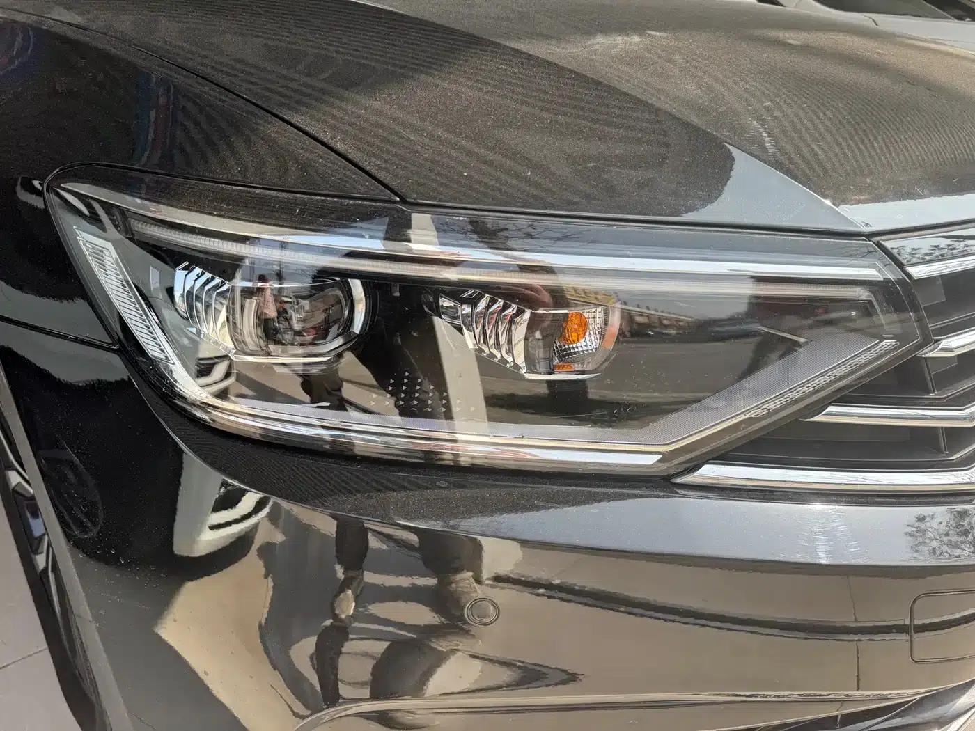 2020 Volkswagen Passat 330TSI DSG Luxury — миниатюра 4