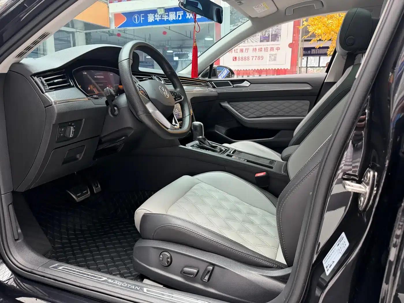Magotan 2023 2 Millionth Unit Commemorative Edition 280TSI DSG Leading Model — миниатюра 5