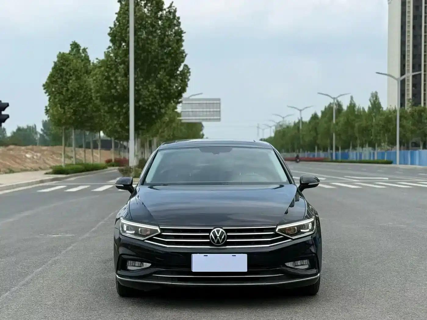 Volkswagen Passat 2021 330TSI DSG 30th Anniversary Edition — миниатюра 2