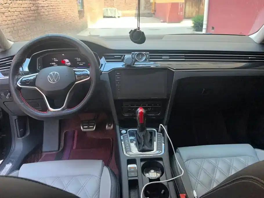 Volkswagen Magotan 2023 2 Millionth Unit Commemorative Edition 330TSI DSG Leading Model — миниатюра 12