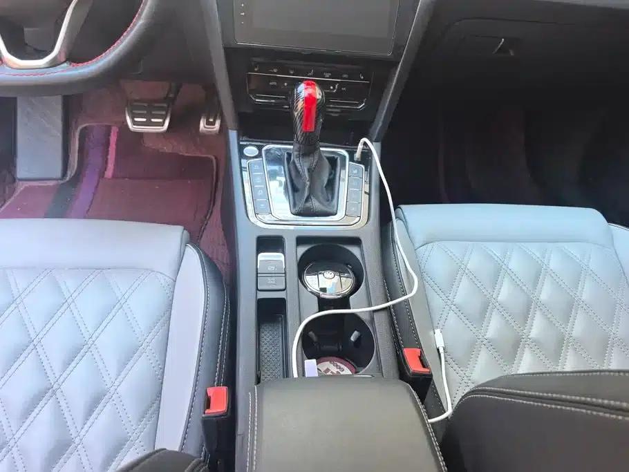 Volkswagen Magotan 2023 2 Millionth Unit Commemorative Edition 330TSI DSG Leading Model — миниатюра 16