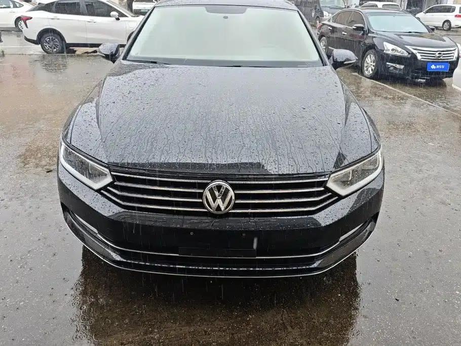 2017 Volkswagen Passat 330TSI DSG Comfort — миниатюра 2