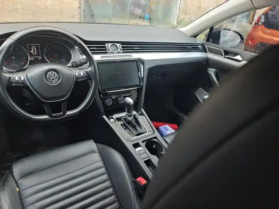 2017 Volkswagen Passat 330TSI DSG Comfort — миниатюра 11