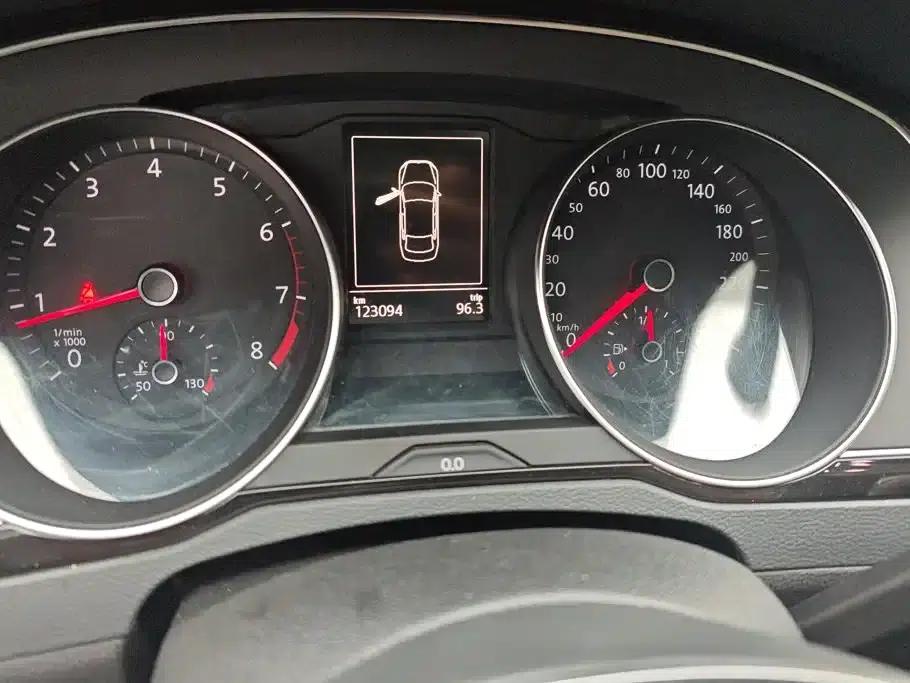 2017 Volkswagen Passat 330TSI DSG Comfort — миниатюра 13