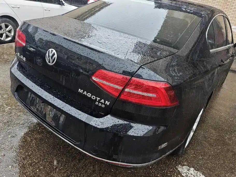 2017 Volkswagen Passat 330TSI DSG Comfort — миниатюра 3