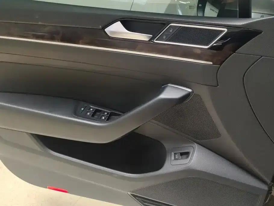 2017 Volkswagen Passat 330TSI DSG Luxury — миниатюра 7
