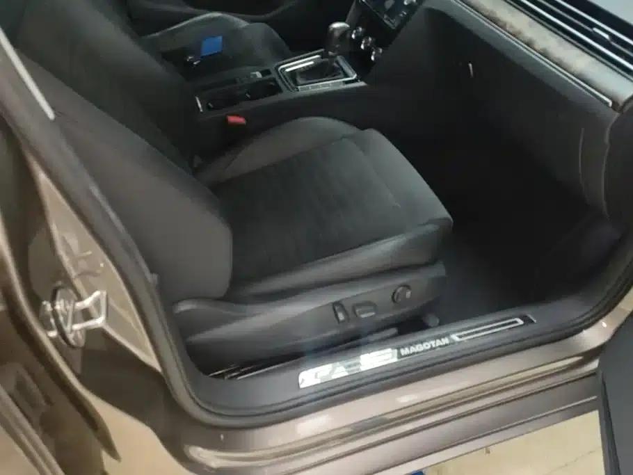 2017 Volkswagen Passat 330TSI DSG Luxury — миниатюра 8
