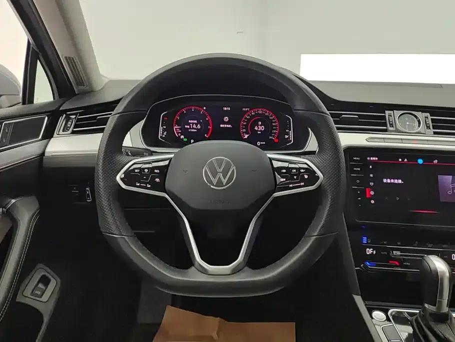 Volkswagen Magotan 2023 2 Millionth Unit Commemorative Edition 330TSI DSG Luxury — миниатюра 15