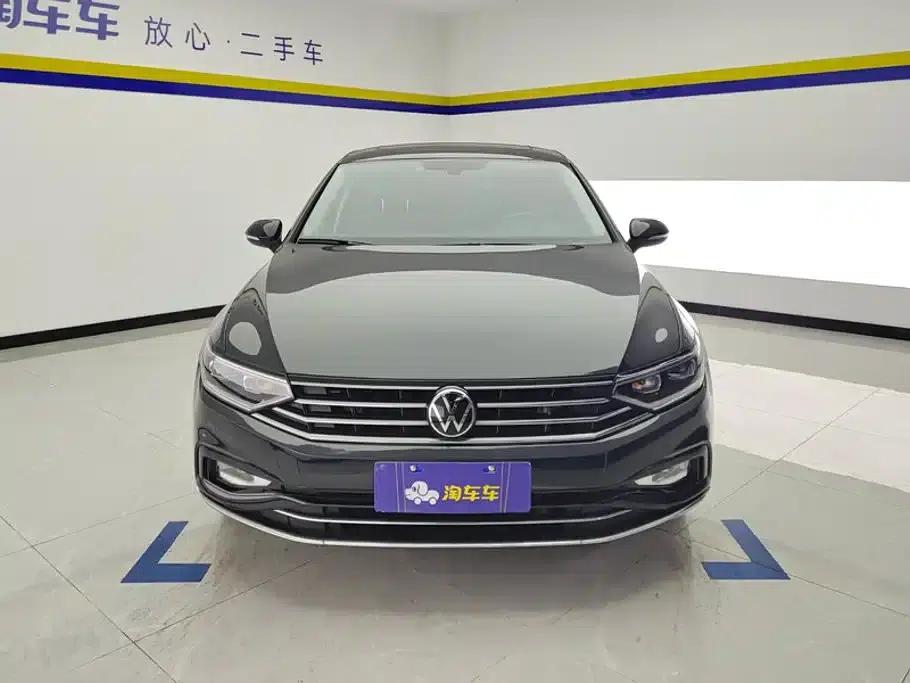 2020 Volkswagen Passat 330TSI DSG Leading Edition — миниатюра 2