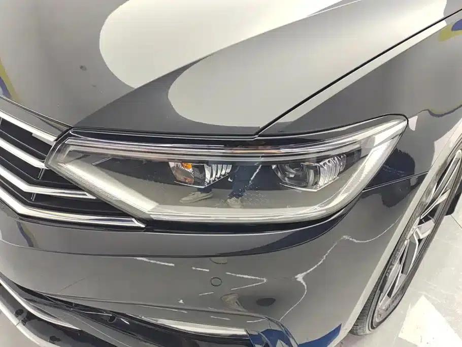 2020 Volkswagen Passat 330TSI DSG Leading Edition — миниатюра 5