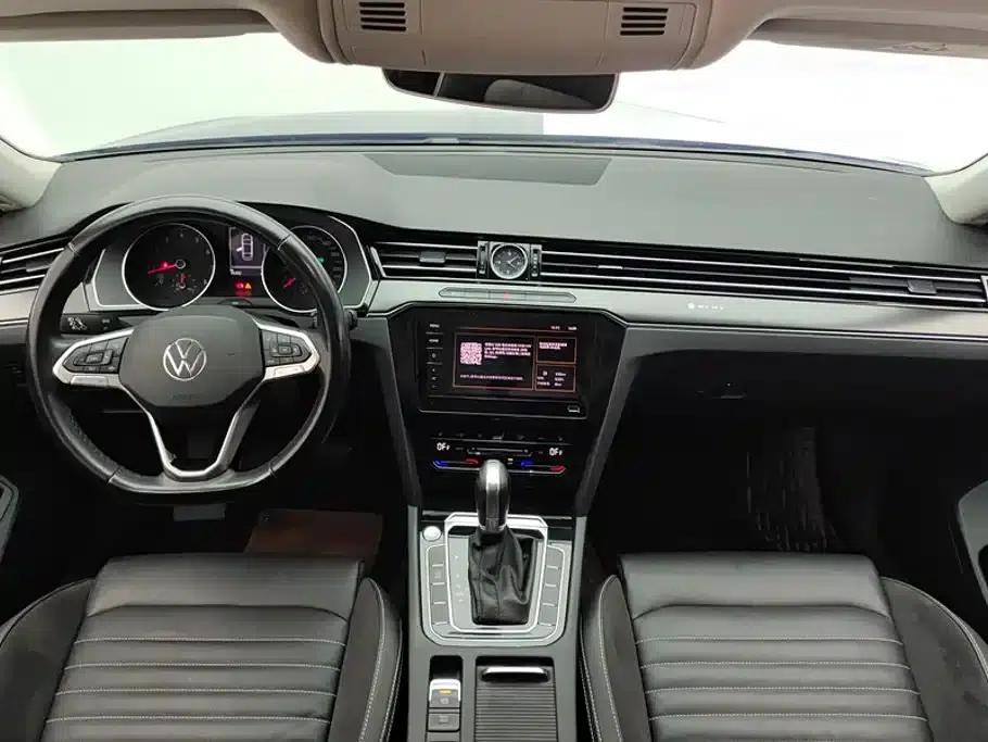 2020 Volkswagen Passat 330TSI DSG Leading Edition — миниатюра 12