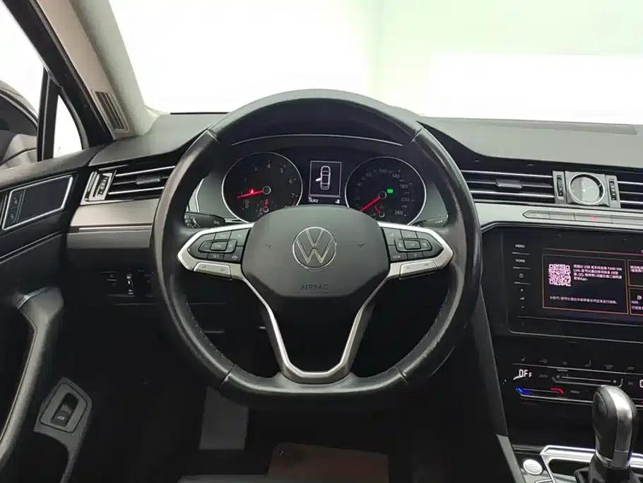 2020 Volkswagen Passat 330TSI DSG Leading Edition — миниатюра 15