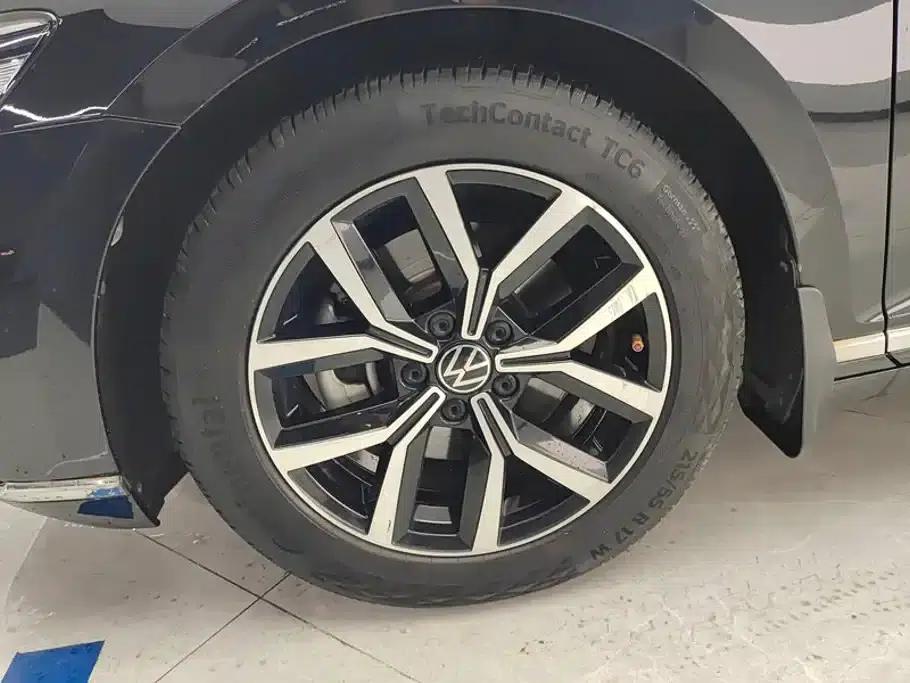 2020 Volkswagen Passat 330TSI DSG Leading Edition — миниатюра 6
