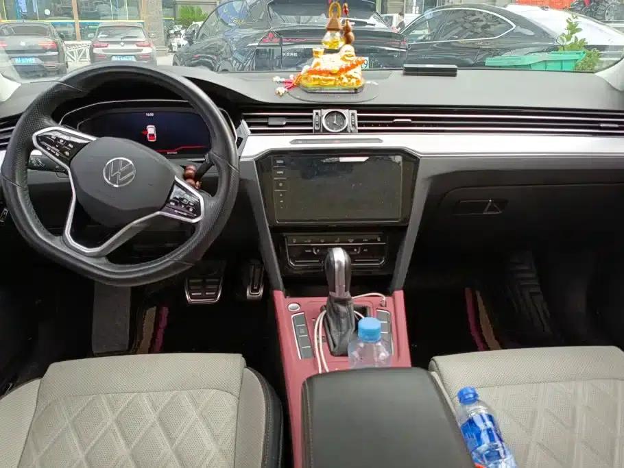 Volkswagen Magotan 2023 2 Millionth Unit Commemorative Edition 330TSI DSG Leading Model — миниатюра 12