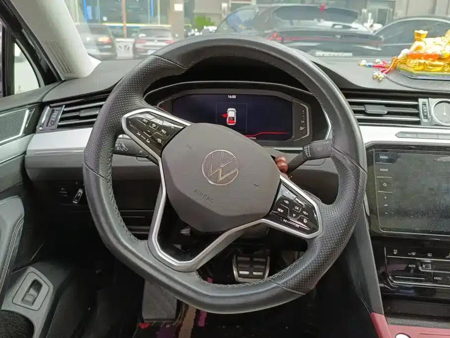 Volkswagen Magotan 2023 2 Millionth Unit Commemorative Edition 330TSI DSG Leading Model — миниатюра 15