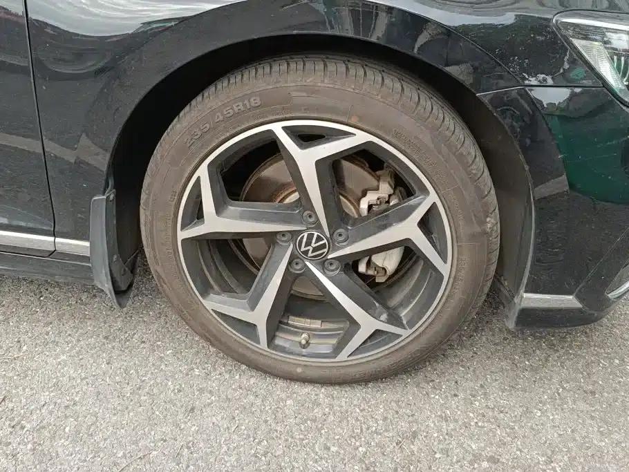 Volkswagen Magotan 2023 2 Millionth Unit Commemorative Edition 330TSI DSG Leading Model — миниатюра 6