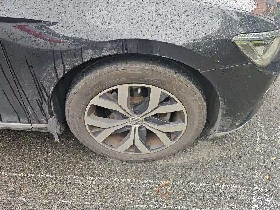 2019 Volkswagen Magotan 330TSI DSG Luxury Edition (National V Emission Standard) — миниатюра 6