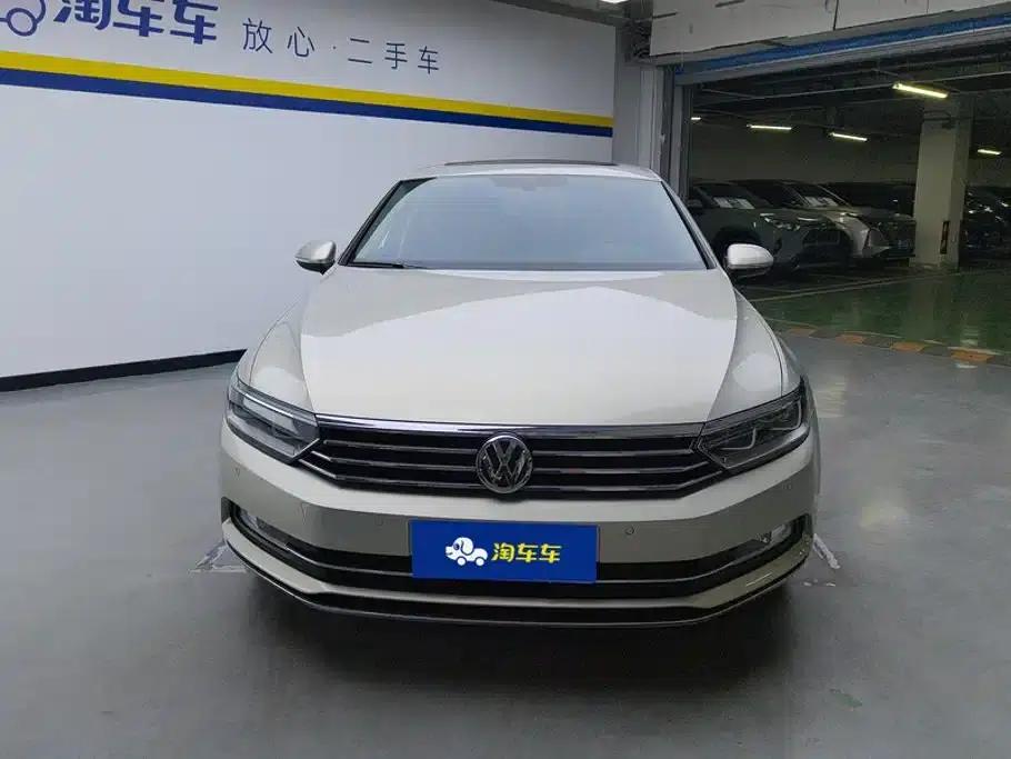 2019 Volkswagen Magotan 330TSI DSG Luxury Edition (China VI Emission Standard) — миниатюра 2