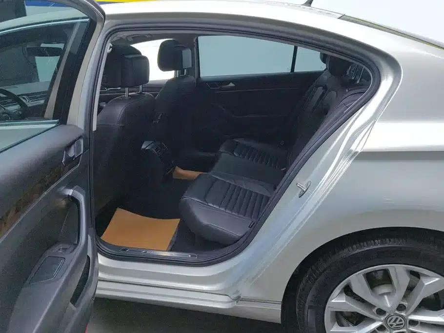 2019 Volkswagen Magotan 330TSI DSG Luxury Edition (China VI Emission Standard) — миниатюра 11