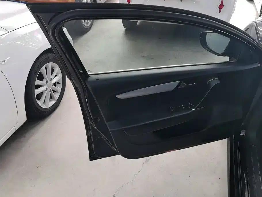 2016 Volkswagen Passat 1.8TSI Smart Comfort Edition — миниатюра 7
