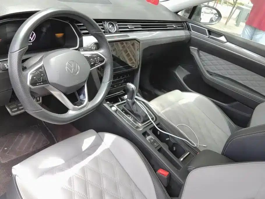 Volkswagen Magotan 2023 2 Millionth Unit Commemorative Edition 330TSI DSG Leading Model — миниатюра 12