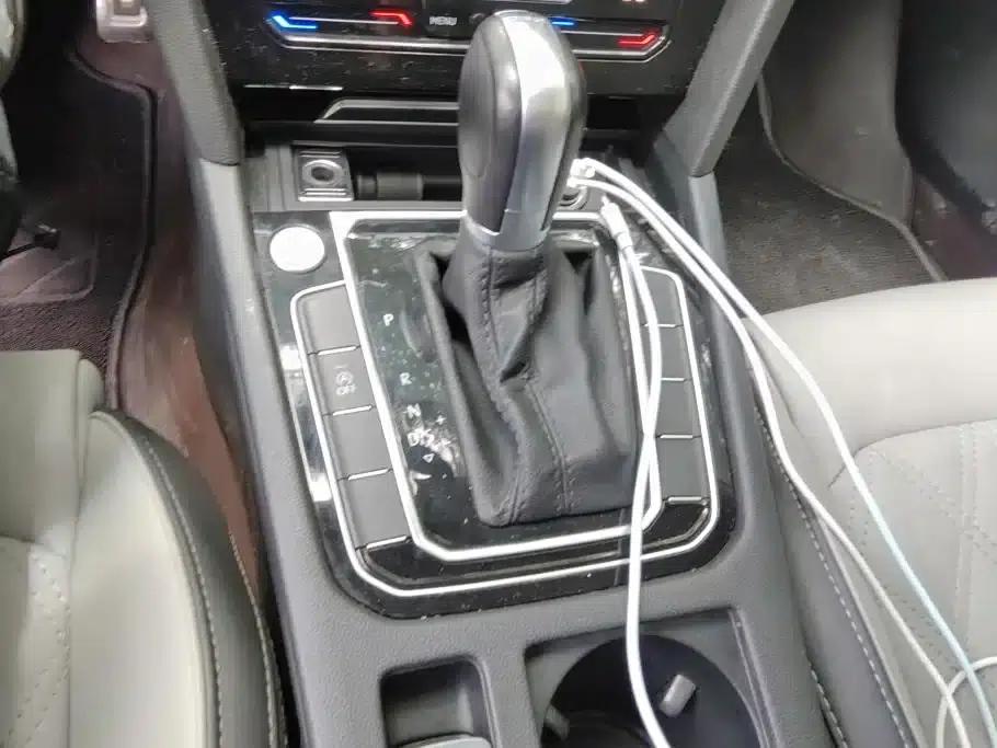 Volkswagen Magotan 2023 2 Millionth Unit Commemorative Edition 330TSI DSG Leading Model — миниатюра 16