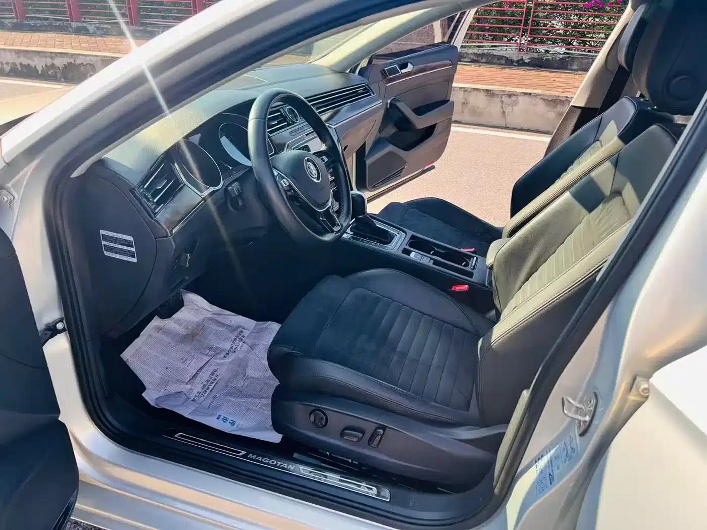 2017 Volkswagen Passat 380TSI DSG Luxury — миниатюра 4