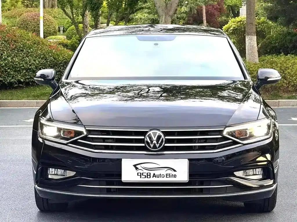 2020 Volkswagen Passat 280TSI DSG Leading Edition — миниатюра 2