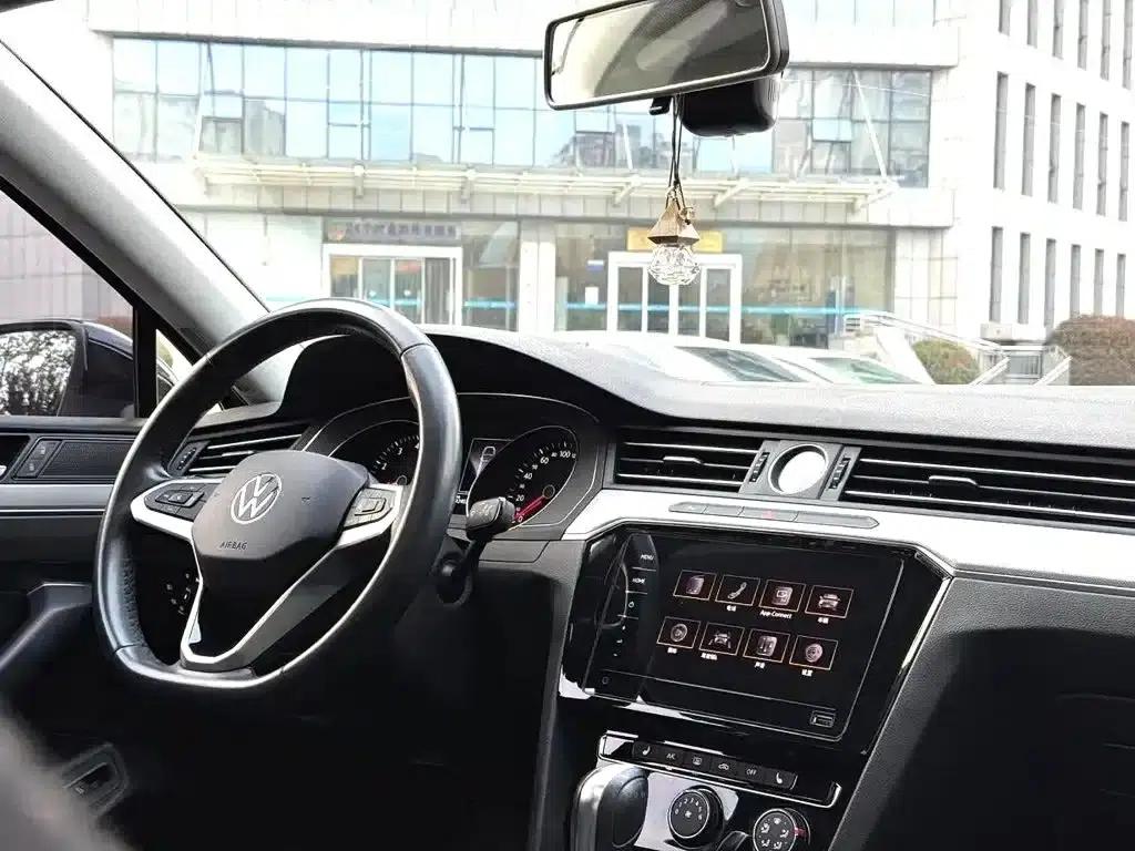 2020 Volkswagen Passat 280TSI DSG Leading Edition — миниатюра 7