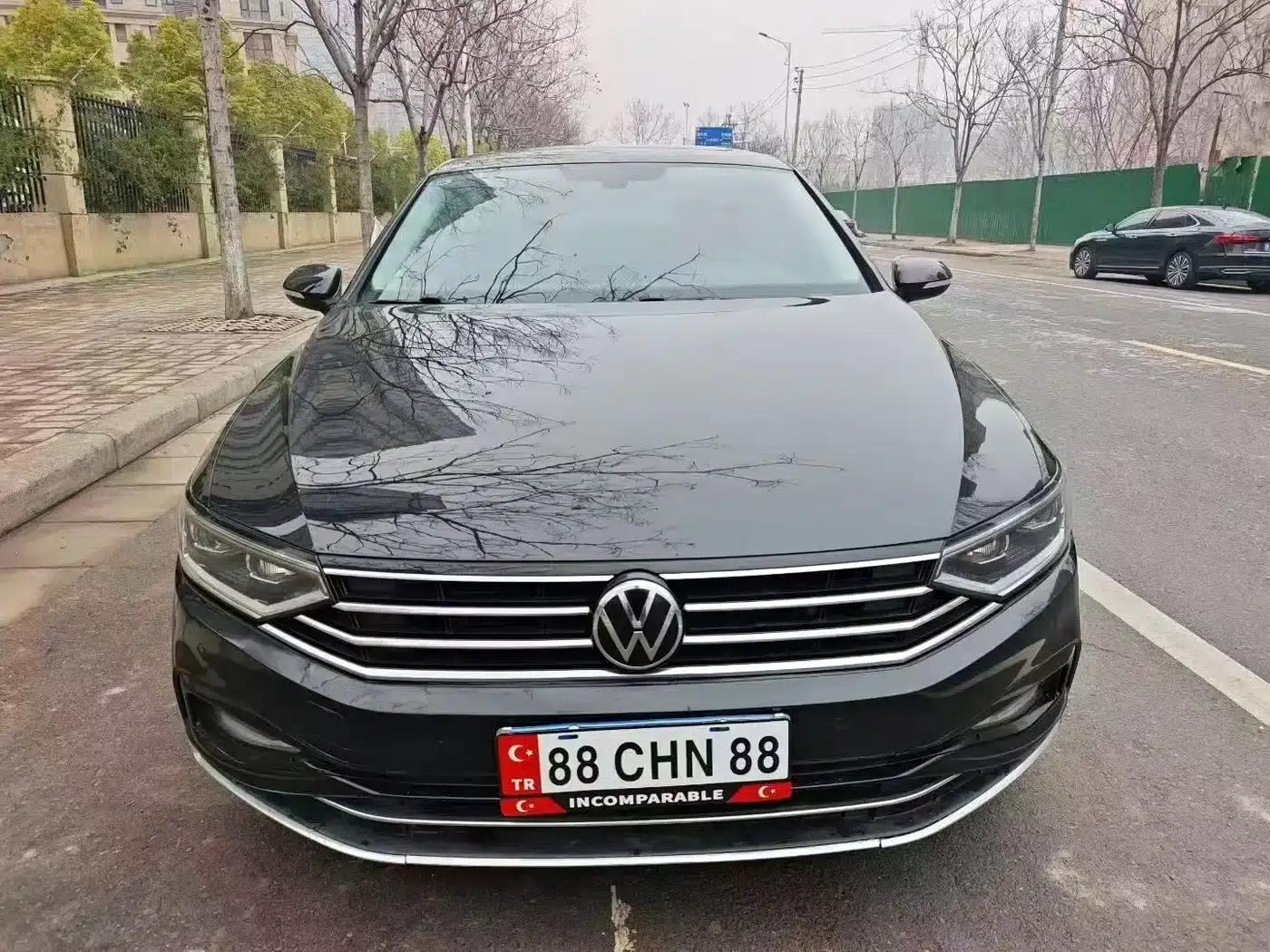 2020 Volkswagen Passat 330TSI DSG Luxury — миниатюра 2