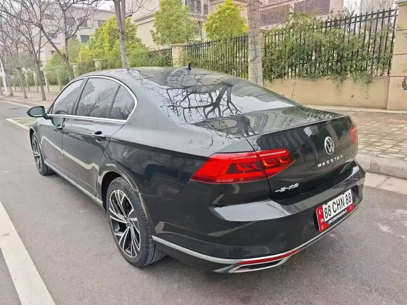 2020 Volkswagen Passat 330TSI DSG Luxury — миниатюра 7