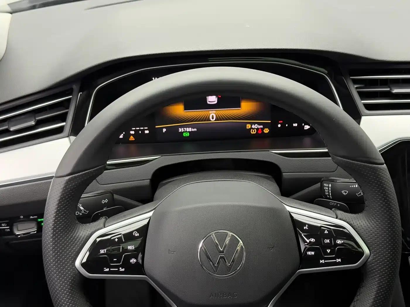 Volkswagen Magotan 2023 2 Millionth Unit Commemorative Edition 280TSI DSG Comfort Model — миниатюра 11