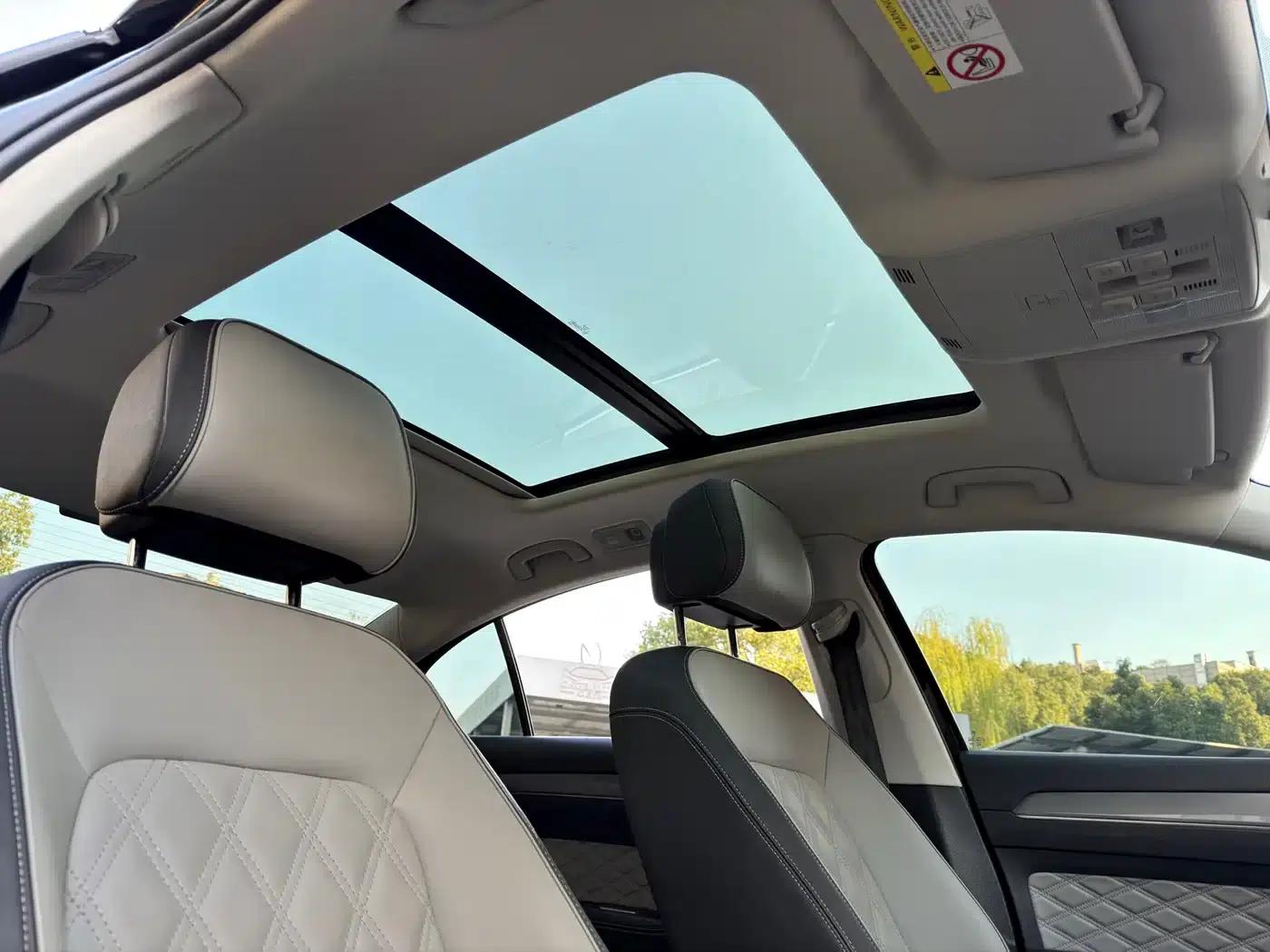 Volkswagen Passat 2021 330TSI DSG 30th Anniversary Edition — миниатюра 16