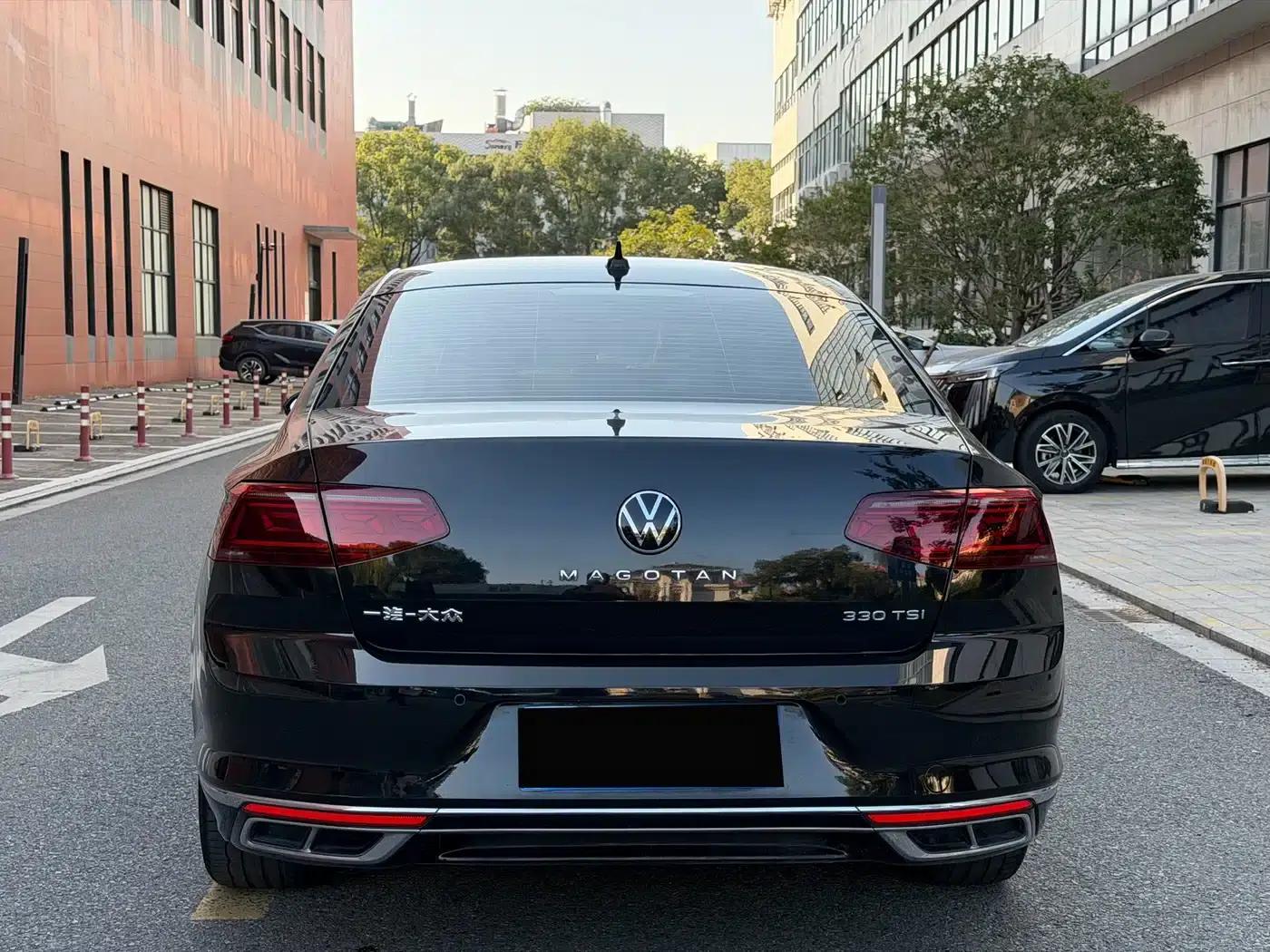 Volkswagen Passat 2021 330TSI DSG 30th Anniversary Edition — миниатюра 20