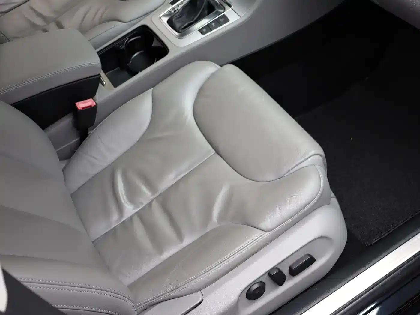 Volkswagen Passat 2009 2.0TSI DSG Comfort — миниатюра 18
