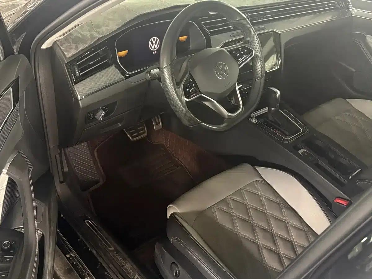 Volkswagen Magotan 2023 2 Millionth Unit Commemorative Edition 330TSI DSG Luxury — миниатюра 3