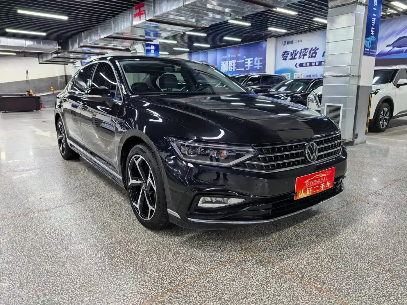 Volkswagen Magotan 2023 2 Millionth Unit Commemorative Edition 330TSI DSG Leading Model — миниатюра 2